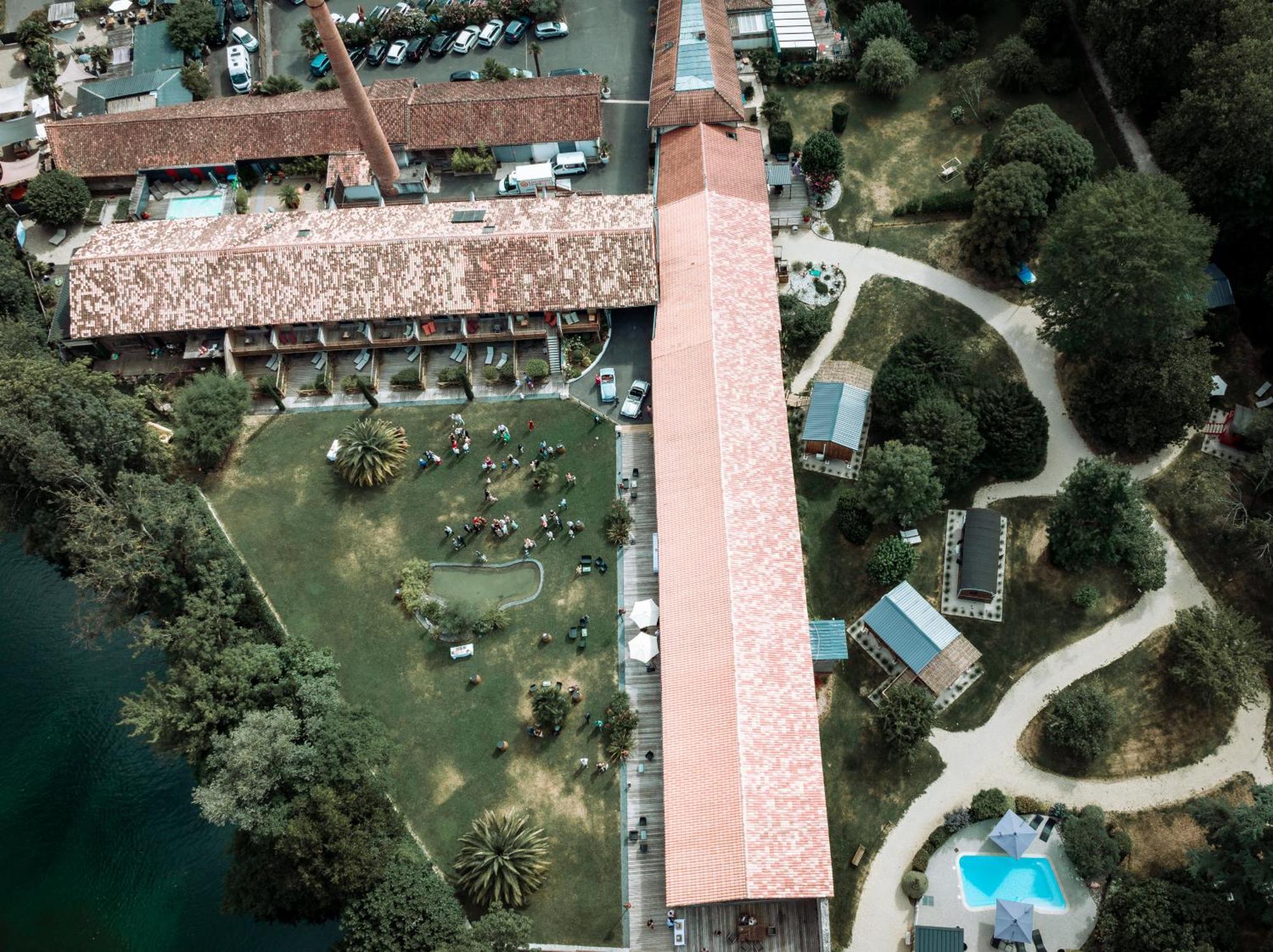 Hotel Quai Des Pontis 3*